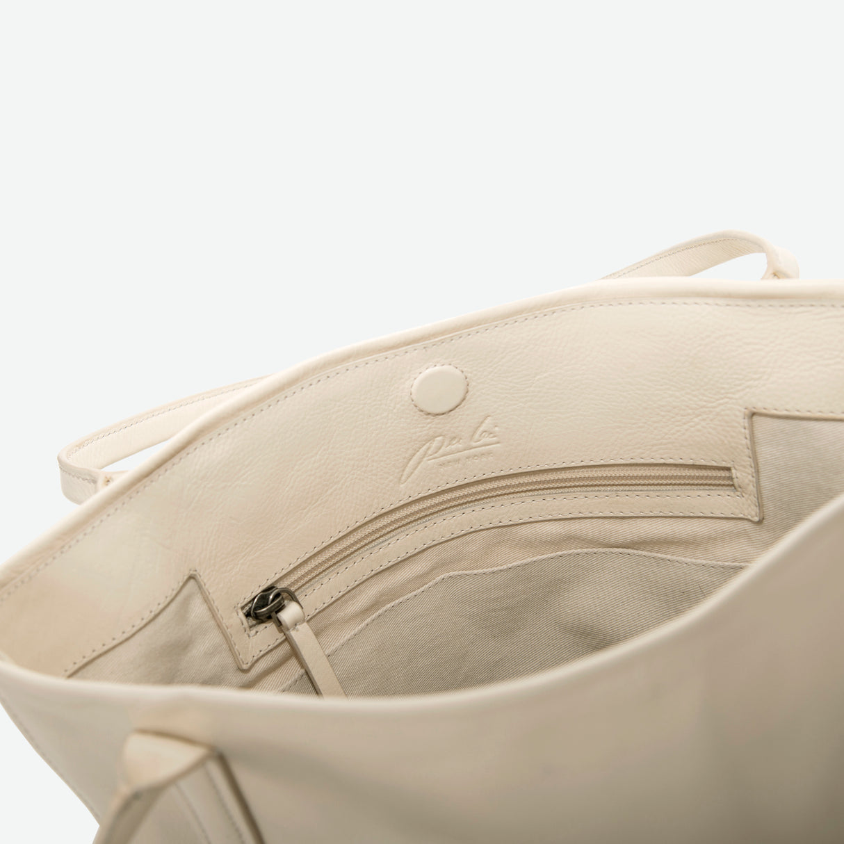 Crema Waverly Bucket Tote